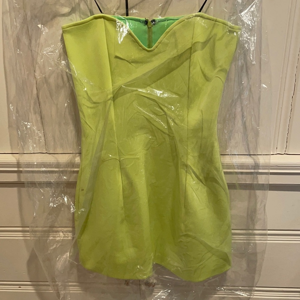 Neon Yellow/Green Size 6 mini strapless dress